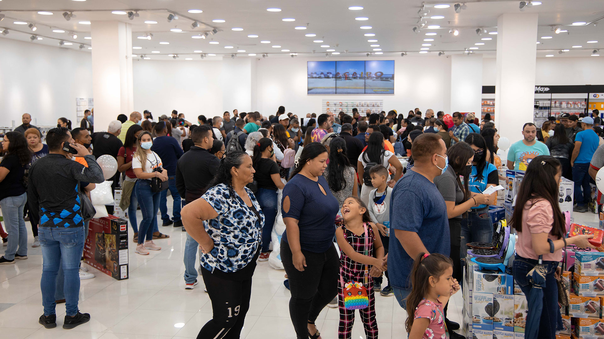 MultiMax Puerto Ordaz - Multimax Store - Nasar Nadda Presidente de Multimax Store